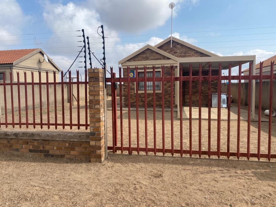 3 Bedroom Property for Sale in Rethabile Gardens Limpopo