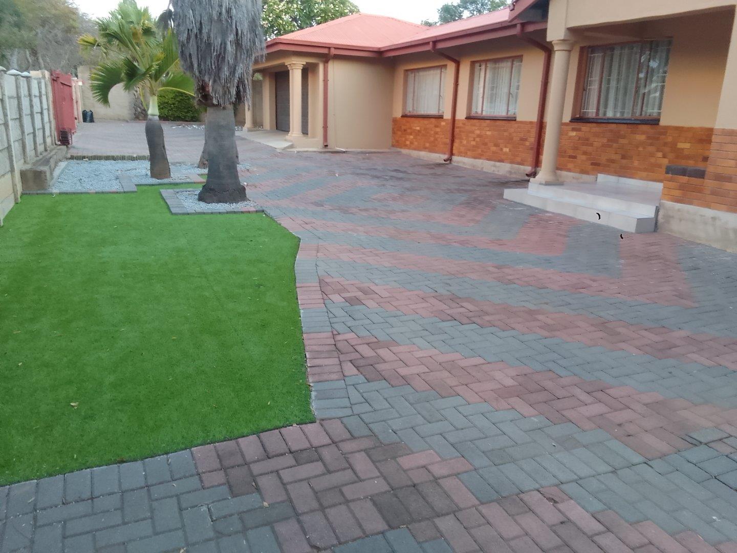 4 Bedroom Property for Sale in Hospitaalpark Limpopo