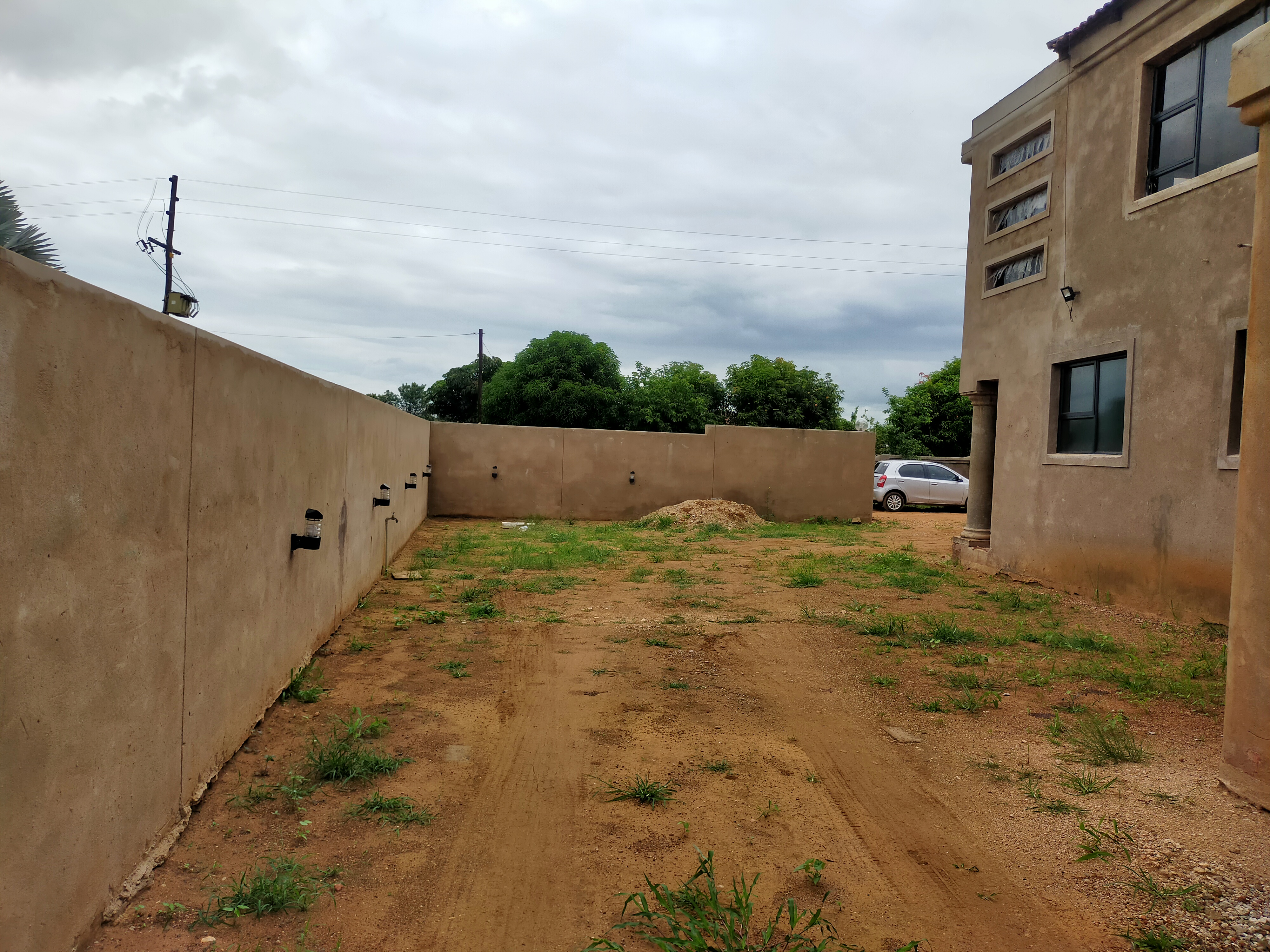 6 Bedroom Property for Sale in Lwamondo Limpopo