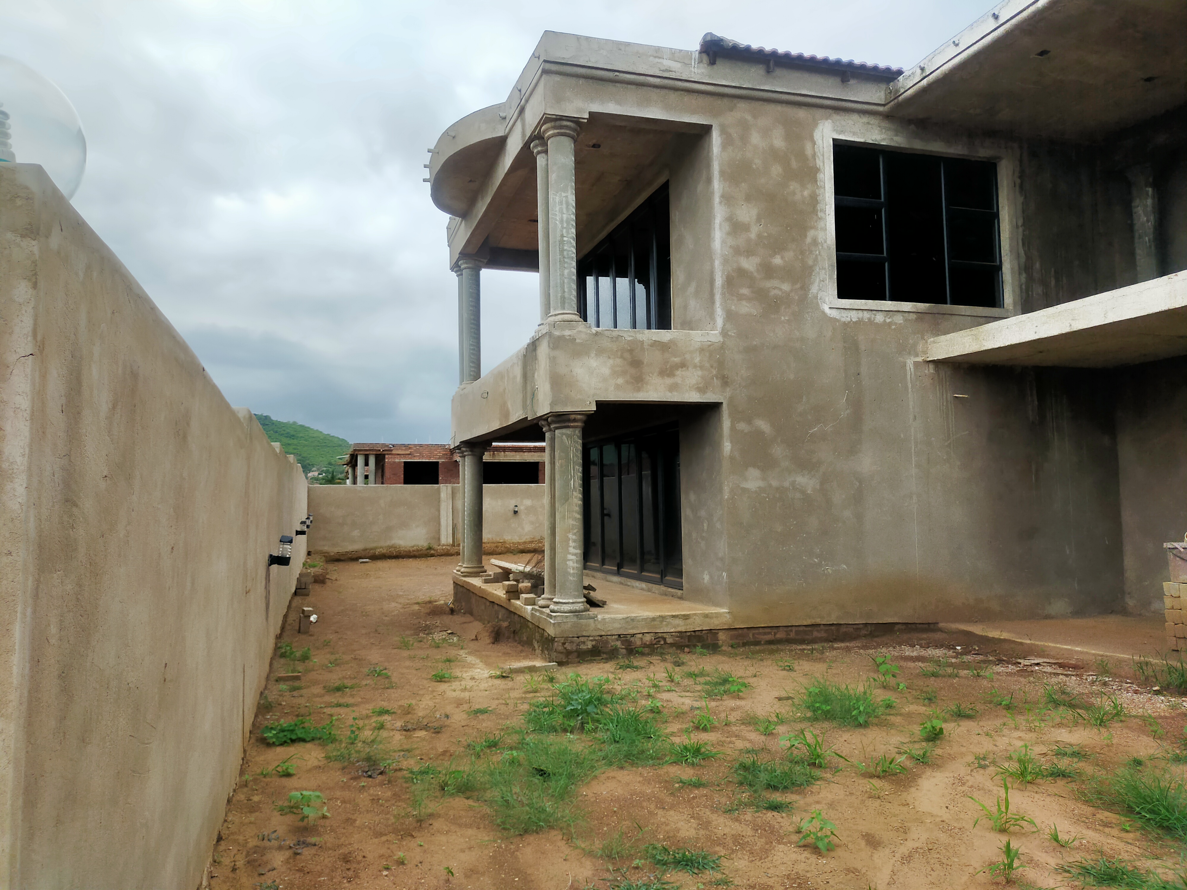 6 Bedroom Property for Sale in Lwamondo Limpopo