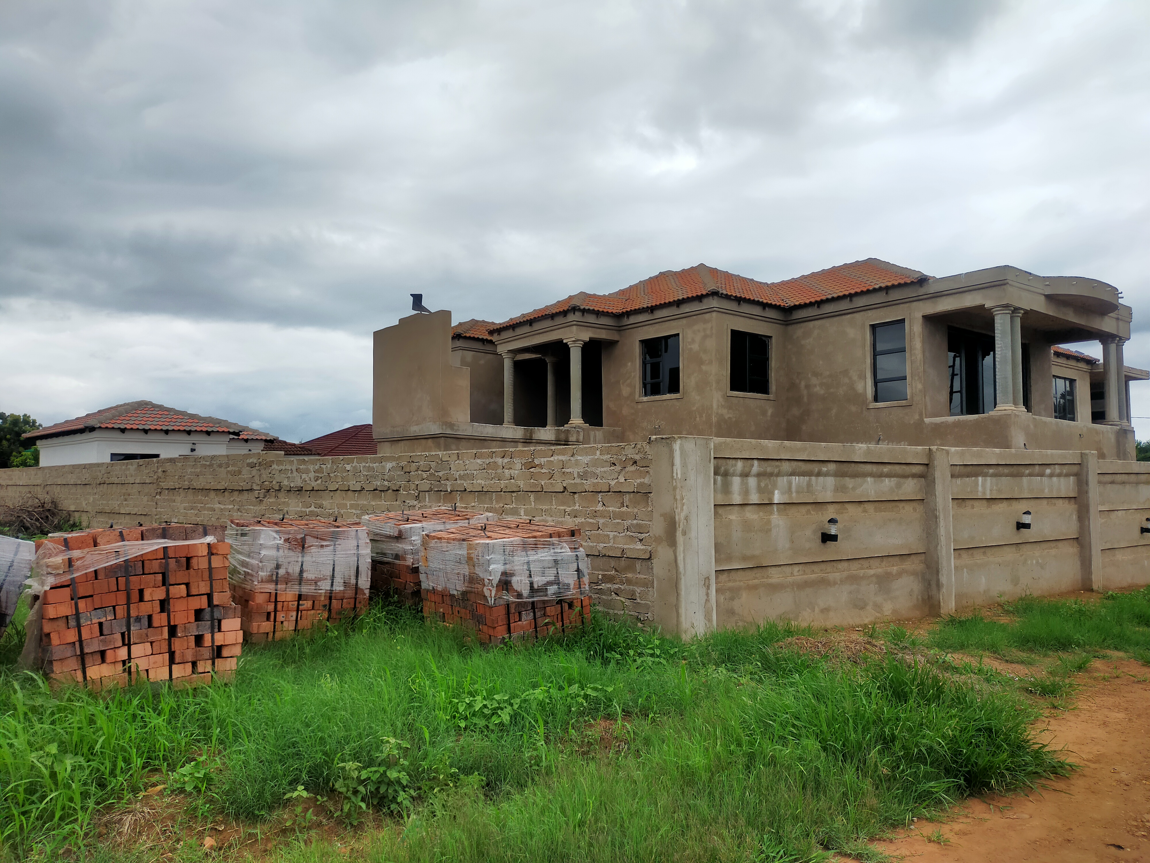 6 Bedroom Property for Sale in Lwamondo Limpopo