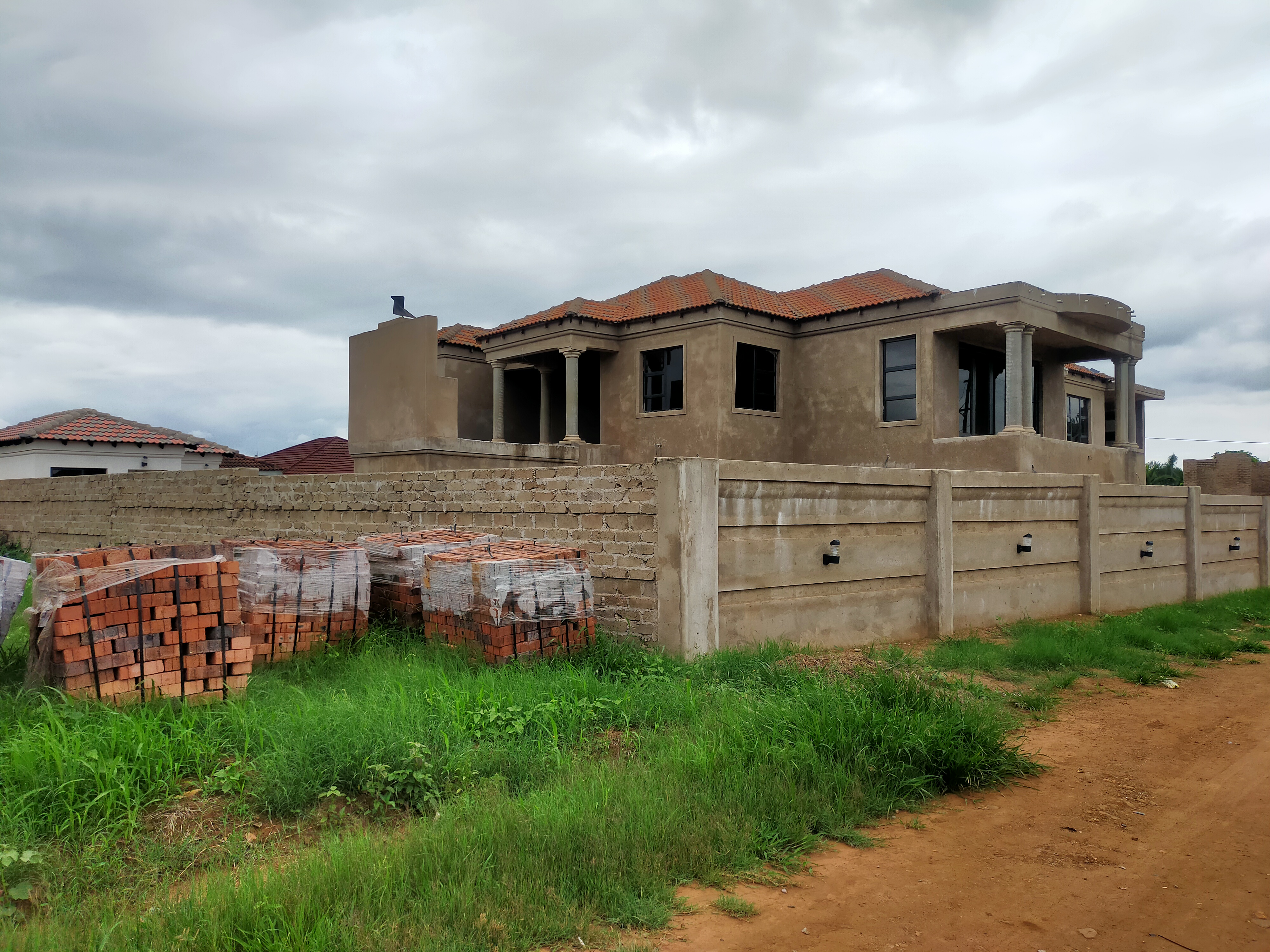 6 Bedroom Property for Sale in Lwamondo Limpopo