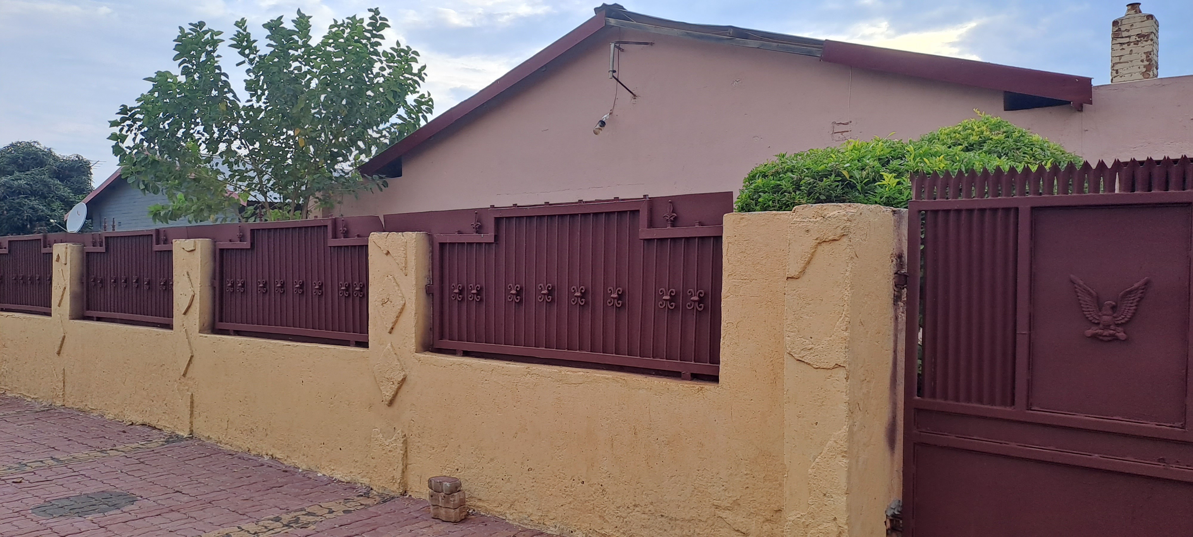 5 Bedroom Property for Sale in Lebowakgomo Zone A Limpopo