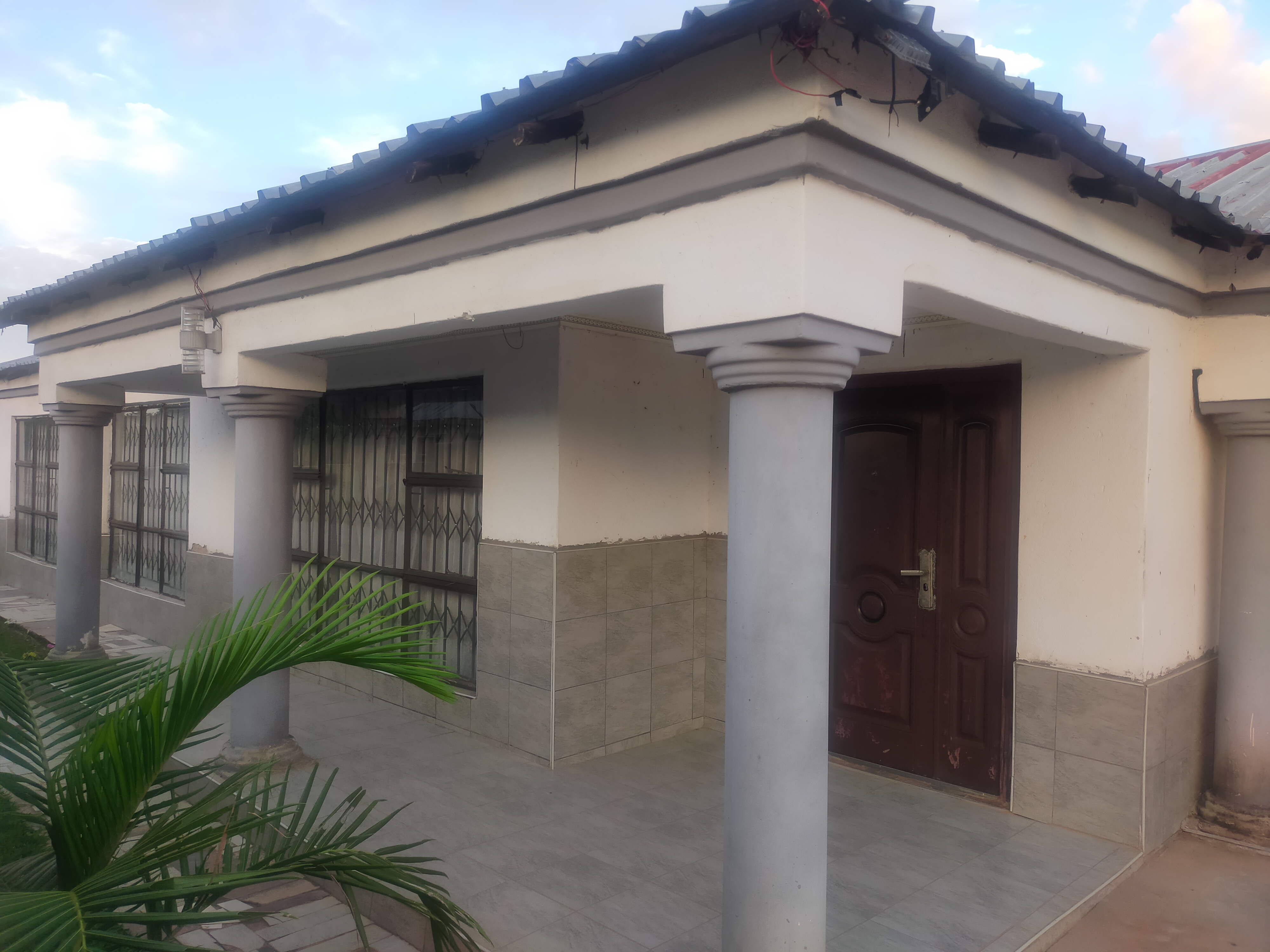 4 Bedroom Property for Sale in Shayandima Limpopo