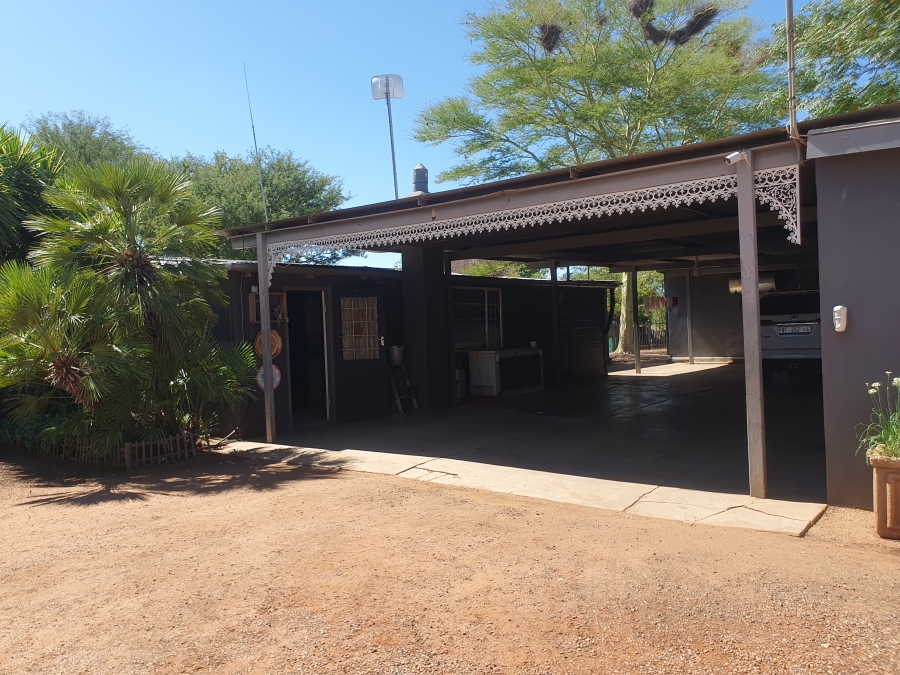 2 Bedroom Property for Sale in Roedtan Limpopo