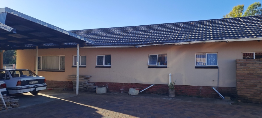 4 Bedroom Property for Sale in Penina Park Limpopo