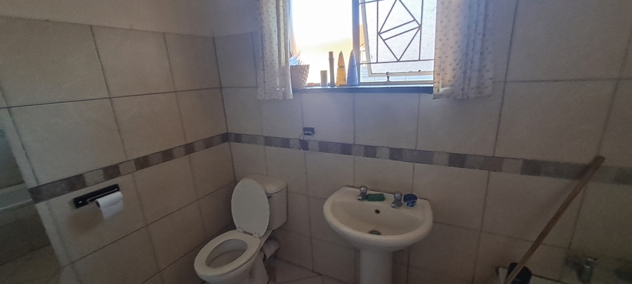 4 Bedroom Property for Sale in Penina Park Limpopo