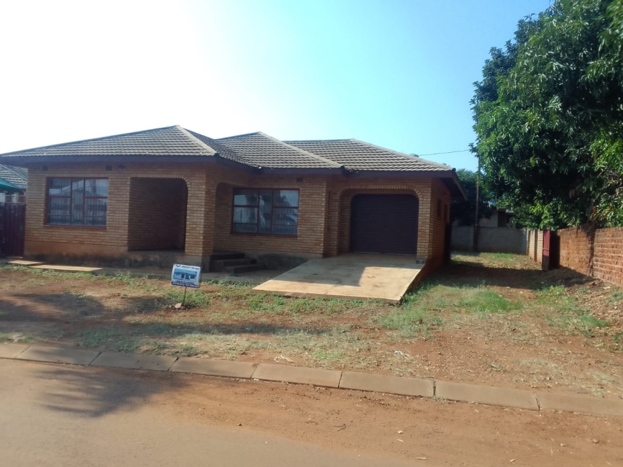 4 Bedroom Property for Sale in Thohoyandou Limpopo