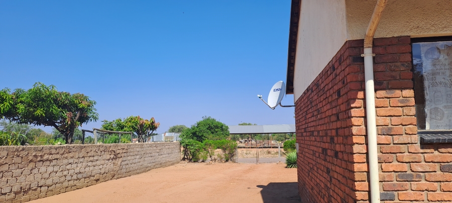 3 Bedroom Property for Sale in Namakgale Limpopo