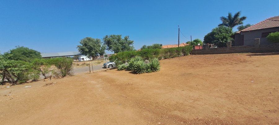 3 Bedroom Property for Sale in Namakgale Limpopo