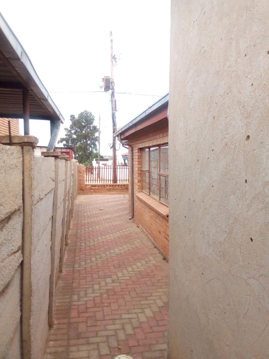 2 Bedroom Property for Sale in Seshego Limpopo