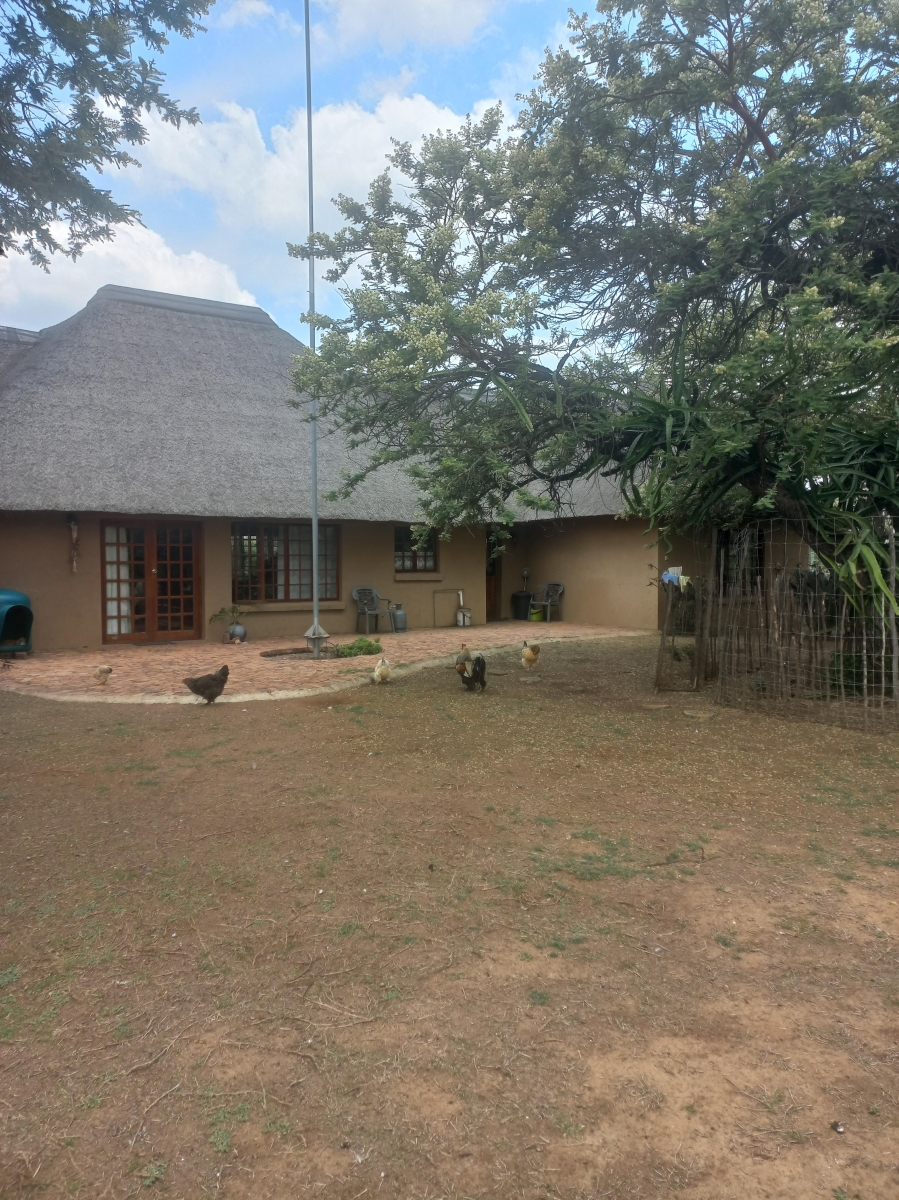 10 Bedroom Property for Sale in Myngenoegen A H Limpopo