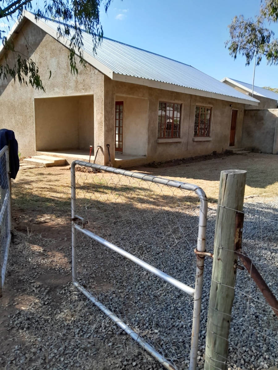 10 Bedroom Property for Sale in Myngenoegen A H Limpopo