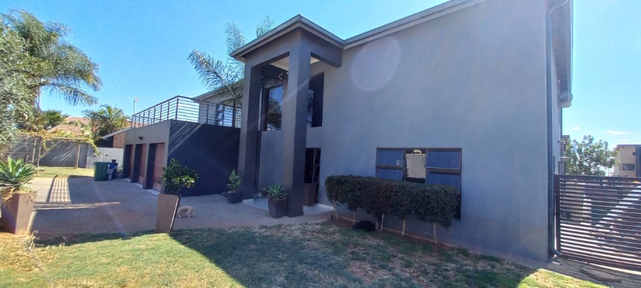 5 Bedroom Property for Sale in Bendor Place Limpopo