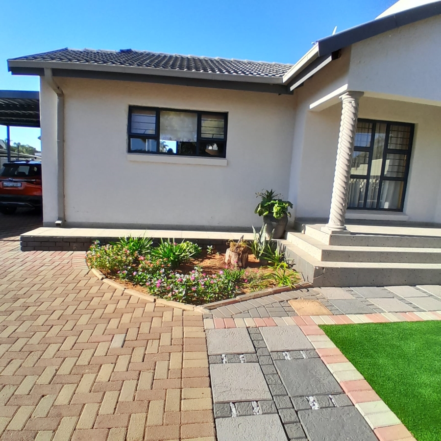 4 Bedroom Property for Sale in Bendor Ext 17 Limpopo