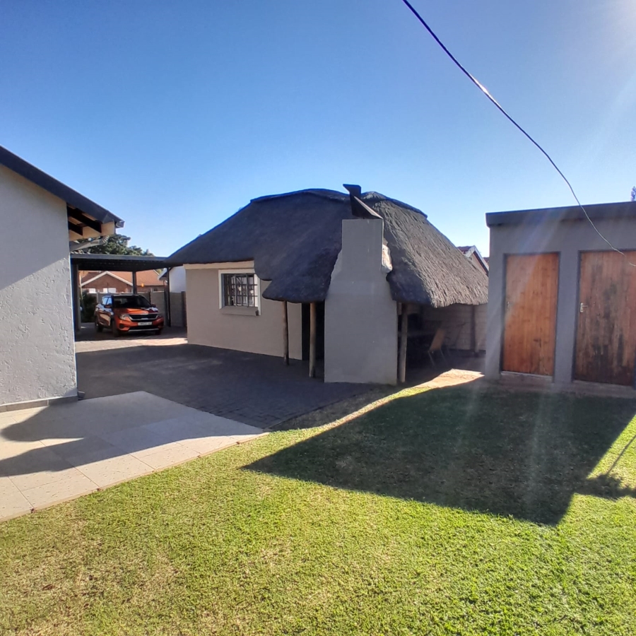 4 Bedroom Property for Sale in Bendor Ext 17 Limpopo