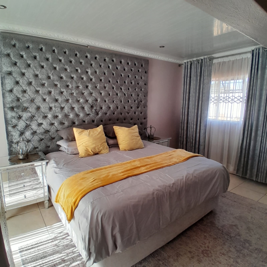 4 Bedroom Property for Sale in Bendor Ext 17 Limpopo