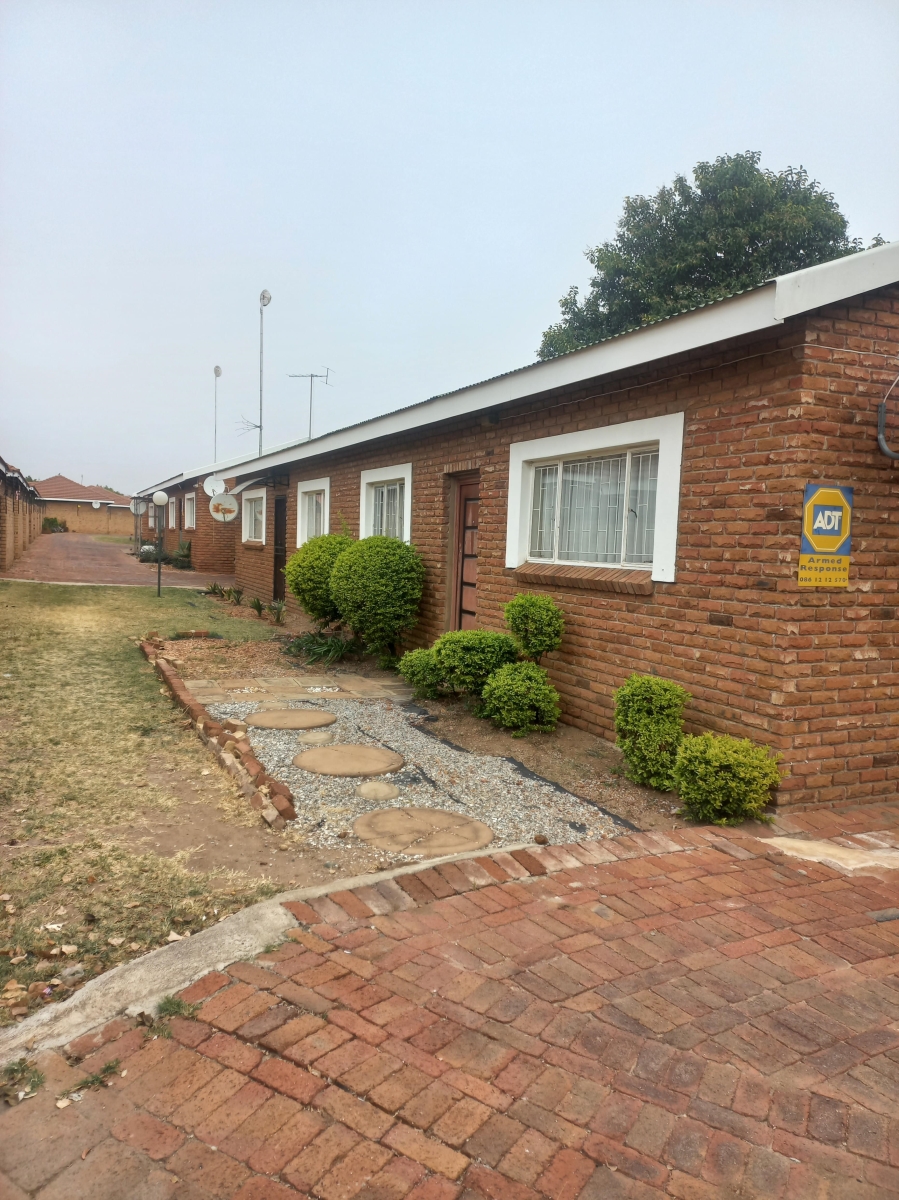 2 Bedroom Property for Sale in Bendor Limpopo