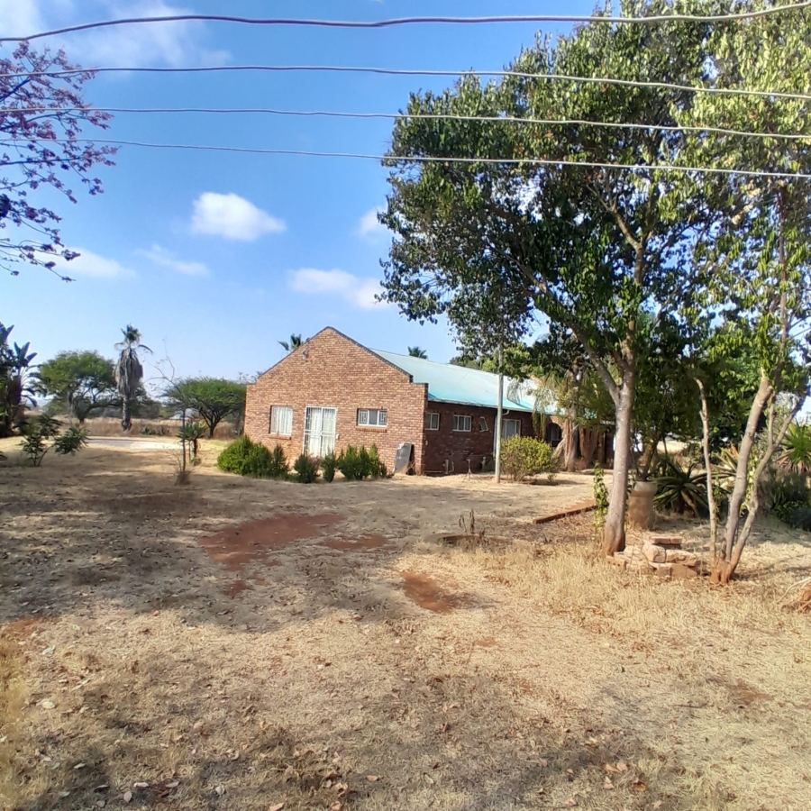 3 Bedroom Property for Sale in Kalkfontein A H Limpopo