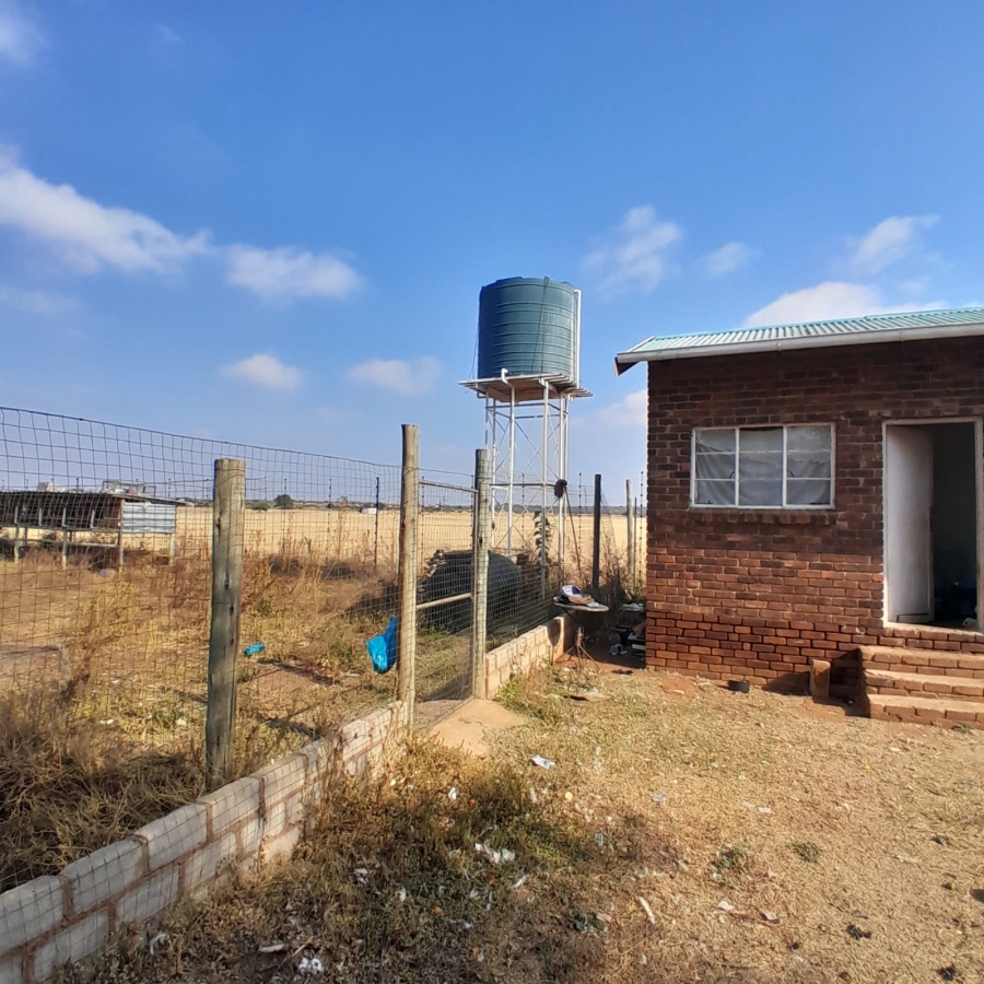 3 Bedroom Property for Sale in Kalkfontein A H Limpopo