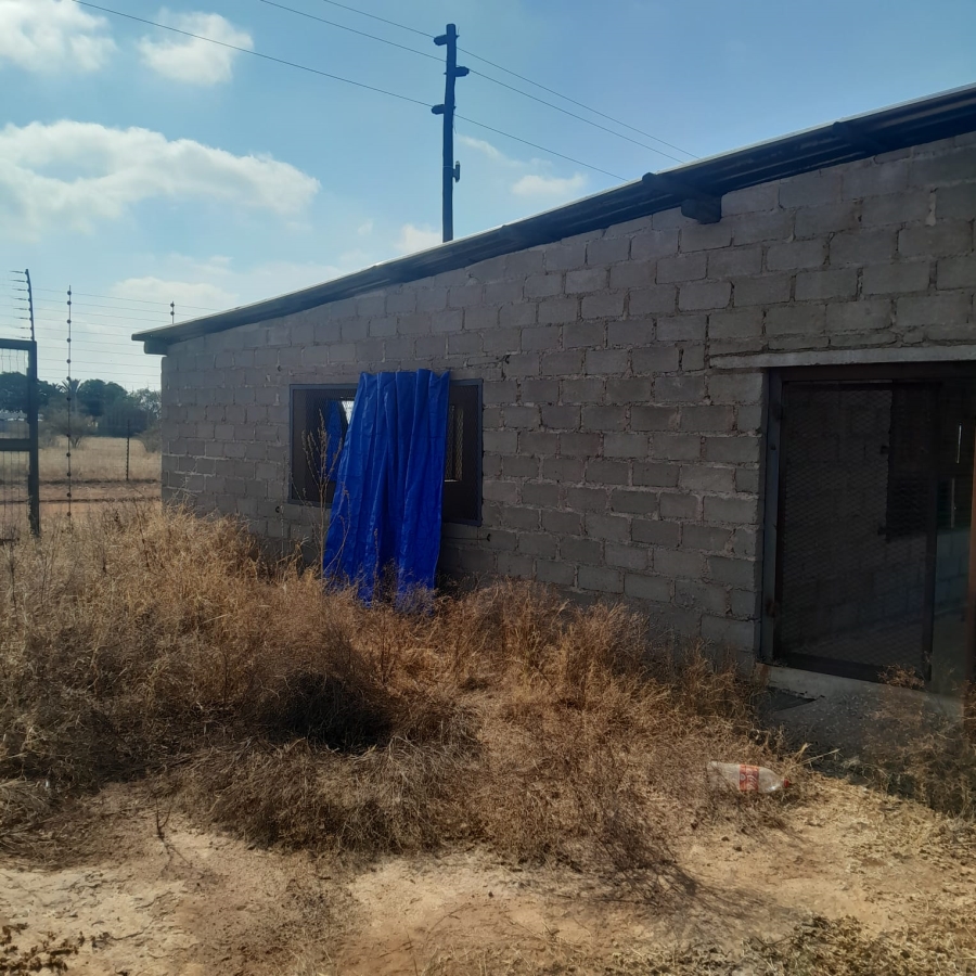 3 Bedroom Property for Sale in Kalkfontein A H Limpopo