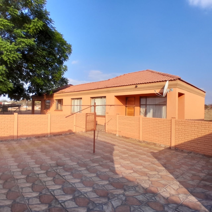 5 Bedroom Property for Sale in Doornbult Limpopo