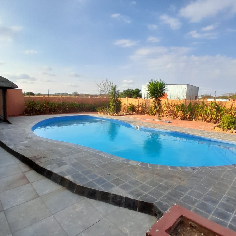 5 Bedroom Property for Sale in Doornbult Limpopo