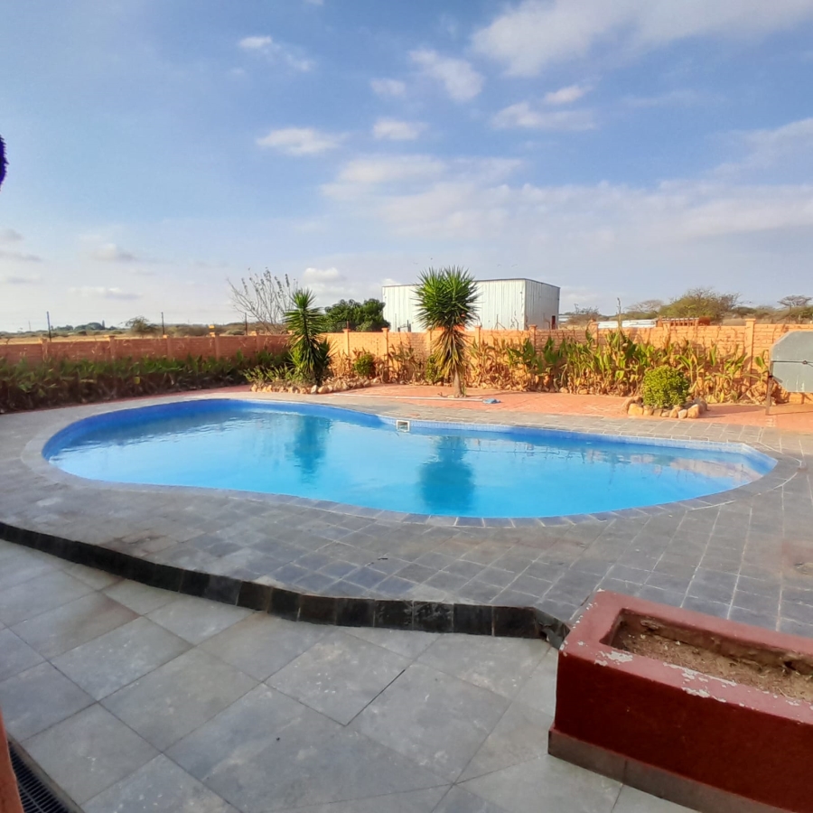 5 Bedroom Property for Sale in Doornbult Limpopo