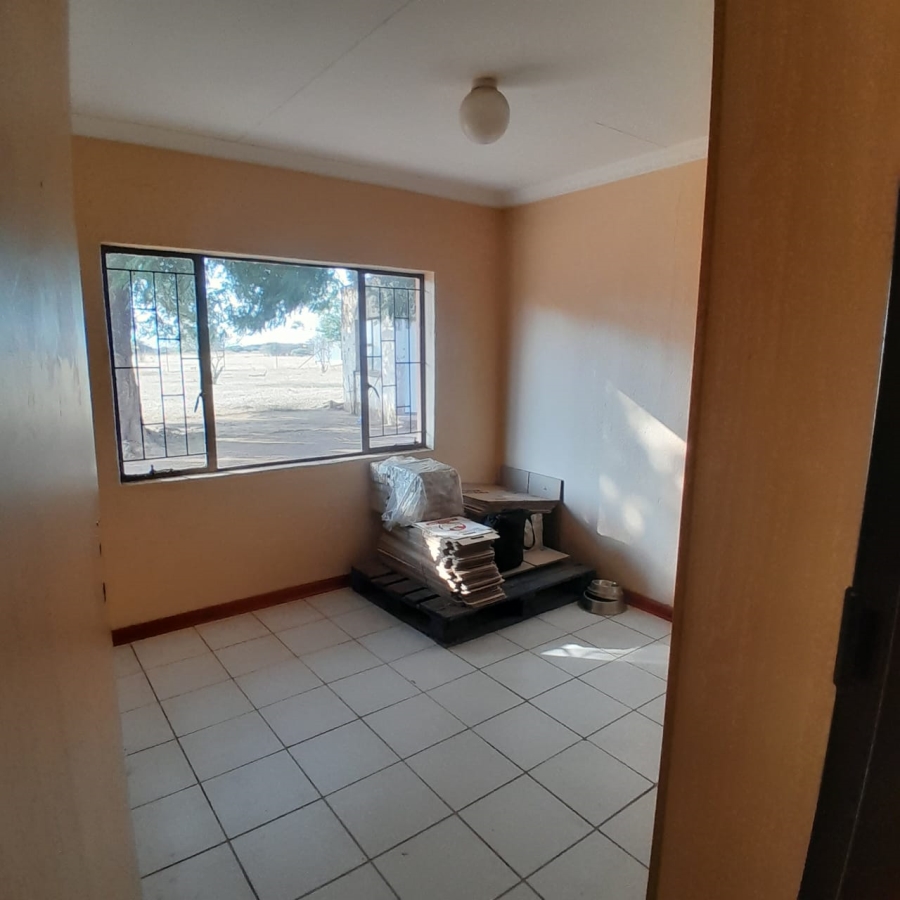 5 Bedroom Property for Sale in Doornbult Limpopo