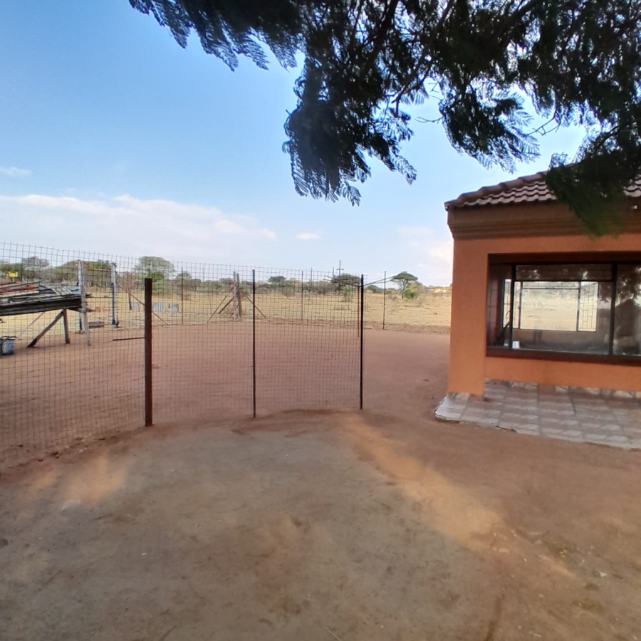 5 Bedroom Property for Sale in Doornbult Limpopo