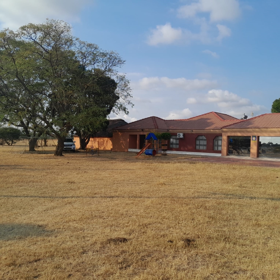 5 Bedroom Property for Sale in Doornbult Limpopo