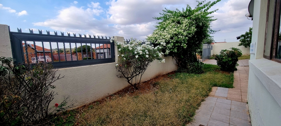 3 Bedroom Property for Sale in Serala View Limpopo