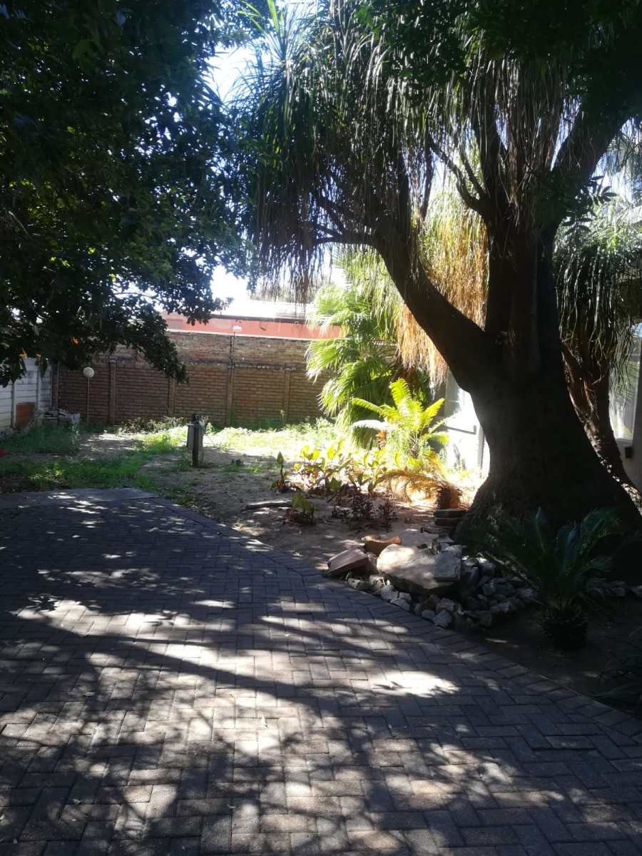 To Let 5 Bedroom Property for Rent in Annadale Limpopo