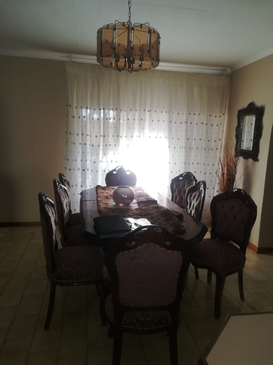 To Let 5 Bedroom Property for Rent in Annadale Limpopo