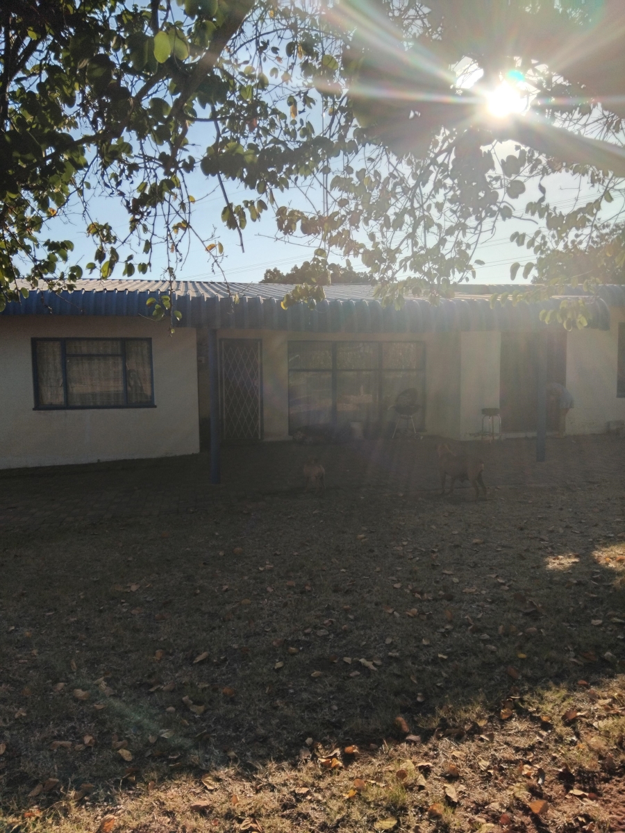 5 Bedroom Property for Sale in Palmietfontein Limpopo