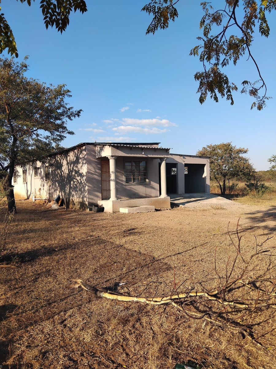 5 Bedroom Property for Sale in Palmietfontein Limpopo