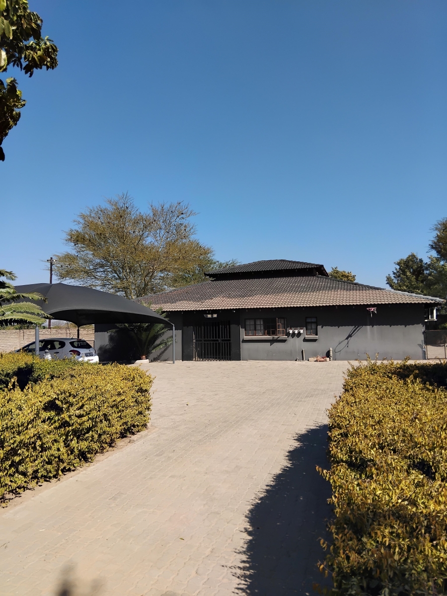 4 Bedroom Property for Sale in Ivydale A H Limpopo