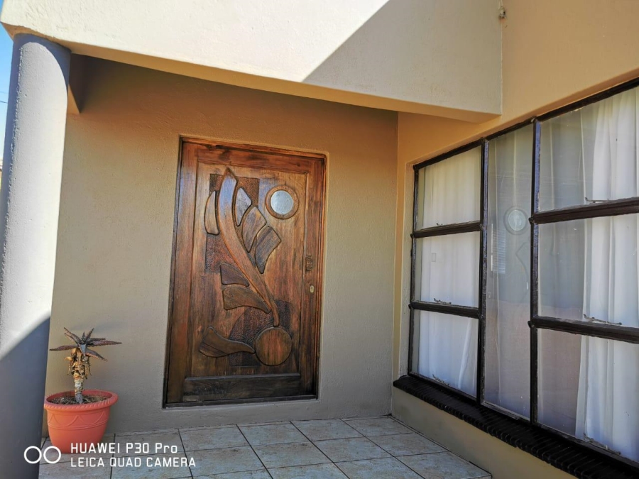 5 Bedroom Property for Sale in Seshego Limpopo