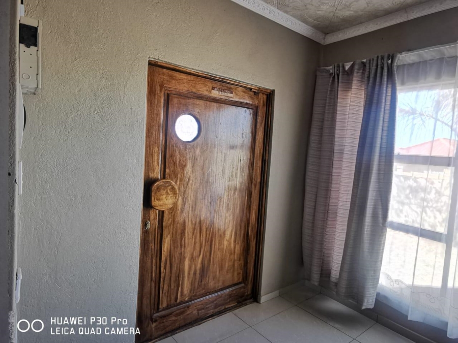 5 Bedroom Property for Sale in Seshego Limpopo