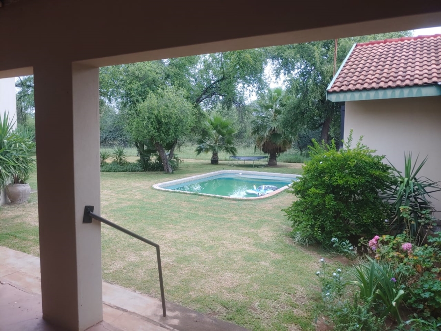 5 Bedroom Property for Sale in Koedoeskop Limpopo