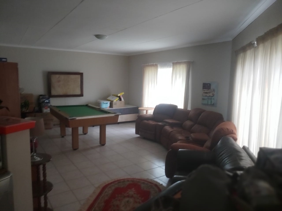 5 Bedroom Property for Sale in Koedoeskop Limpopo