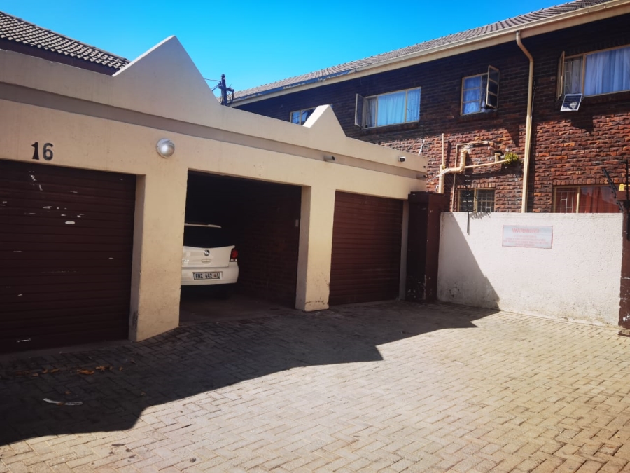 2 Bedroom Property for Sale in Polokwane Central Limpopo