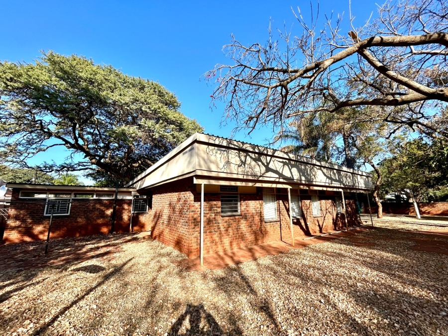 3 Bedroom Property for Sale in Kameeldoringpark Limpopo