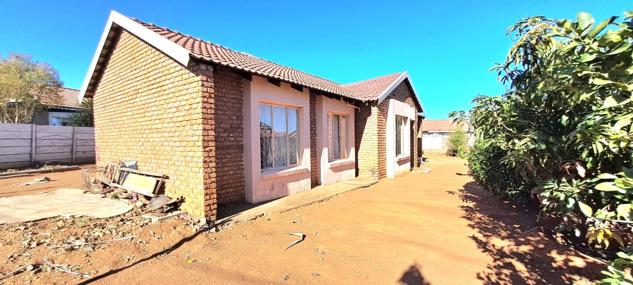 3 Bedroom Property for Sale in Flora Park Limpopo