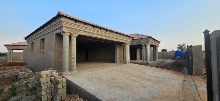 3 Bedroom Property for Sale in Ka Mphambo Limpopo