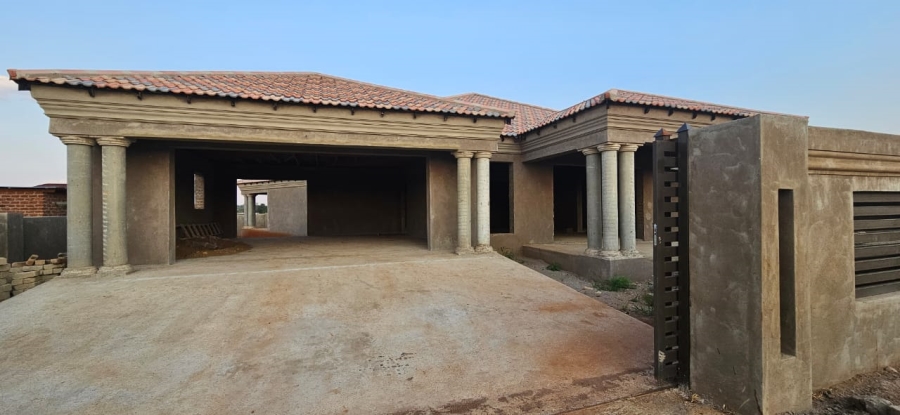 3 Bedroom Property for Sale in Ka Mphambo Limpopo