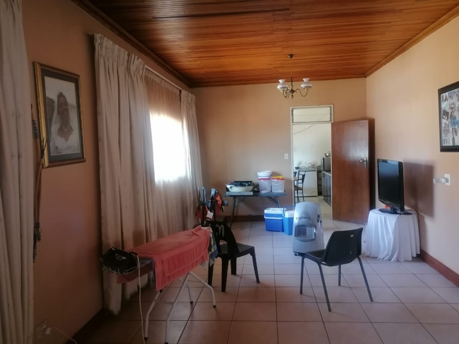 5 Bedroom Property for Sale in Dalmada A H Limpopo