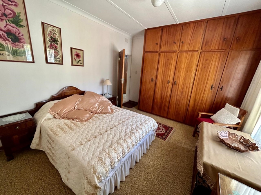 6 Bedroom Property for Sale in Kameeldoringpark Limpopo