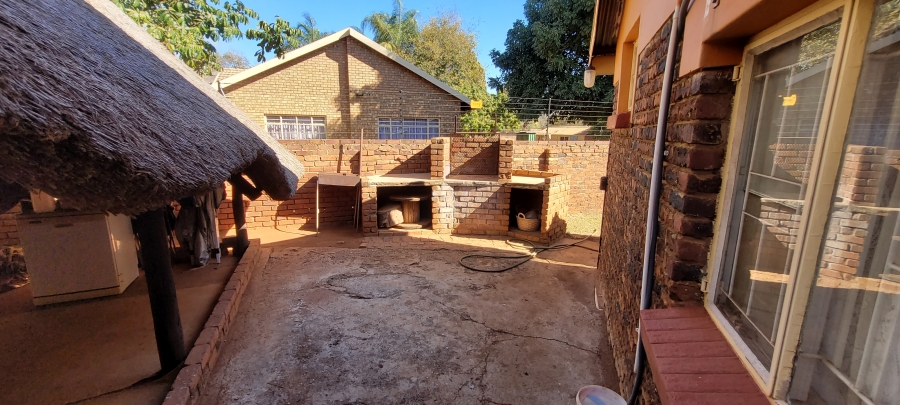 4 Bedroom Property for Sale in Impala Park Limpopo