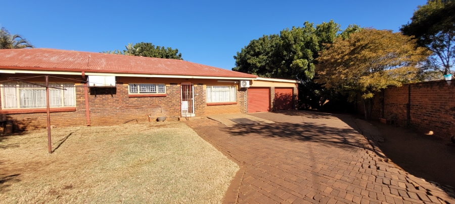 4 Bedroom Property for Sale in Impala Park Limpopo